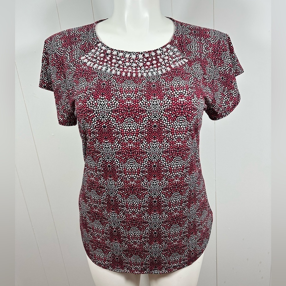 NWT Carolyn Taylor Sz L short sleeves blouse Jewels neck Black/Red Embellished